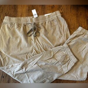 NWT Woman’s Khaki Corduroy Pants